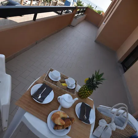 Apartahotel Vistamare 3*